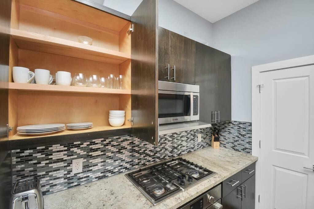 Skyline Views - Sleeps 10 Home Near Downtown Houston Exterior foto