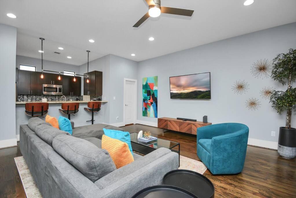 Skyline Views - Sleeps 10 Home Near Downtown Houston Exterior foto