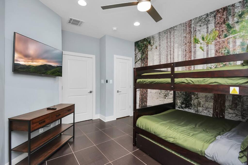 Skyline Views - Sleeps 10 Home Near Downtown Houston Exterior foto